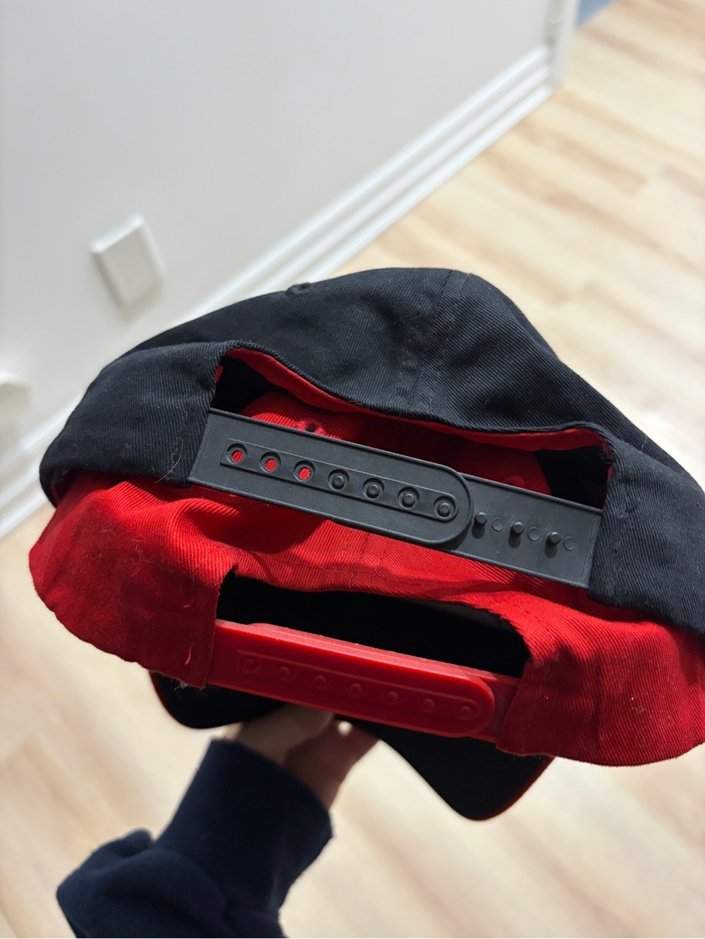 Toronto Raptors Adult Baseball Caps (2) - Picture 4 of 4